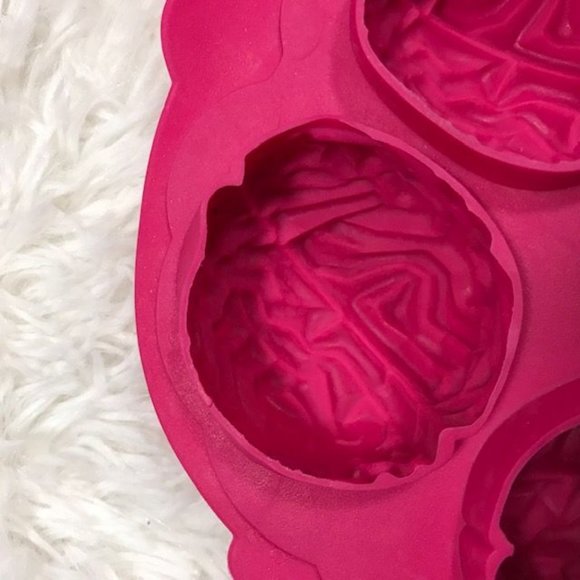 NWOT 3 Pc Novelty Brain Ice Cube and Chocolate Molding Party SiliconTray - Picture 6 of 7